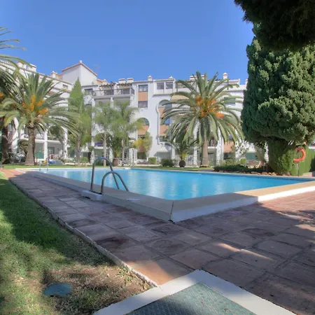 Leo Fuengirola